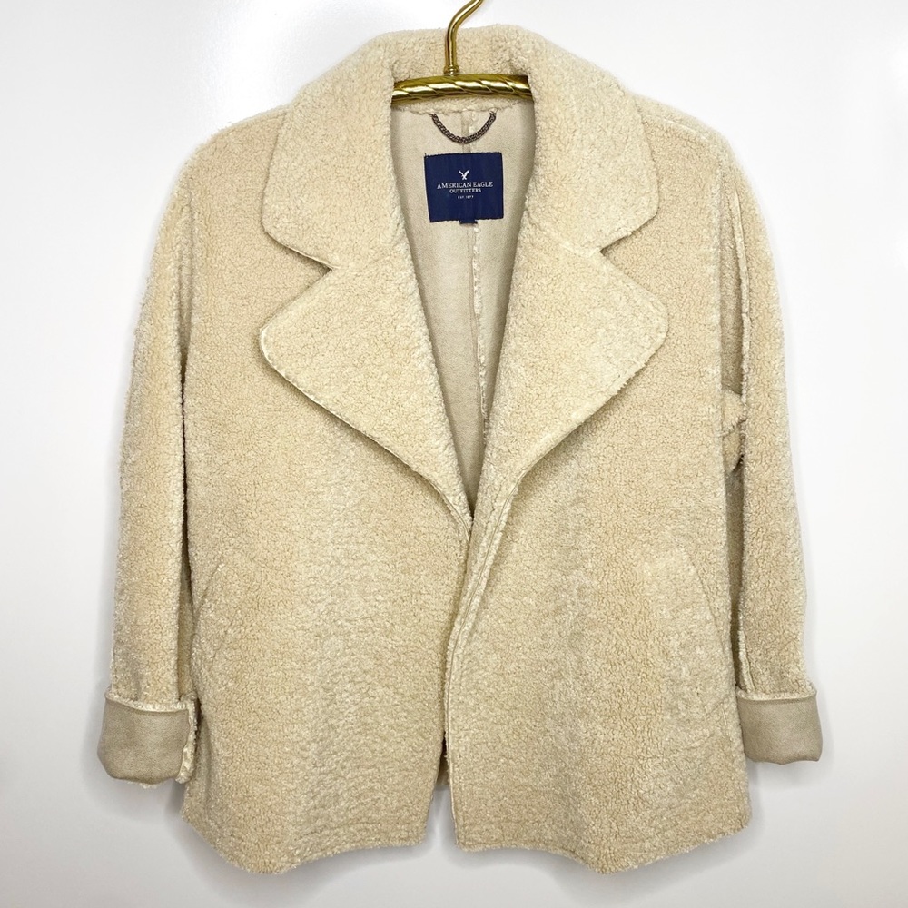 American Eagle wide lapel faux Sherpa coat L